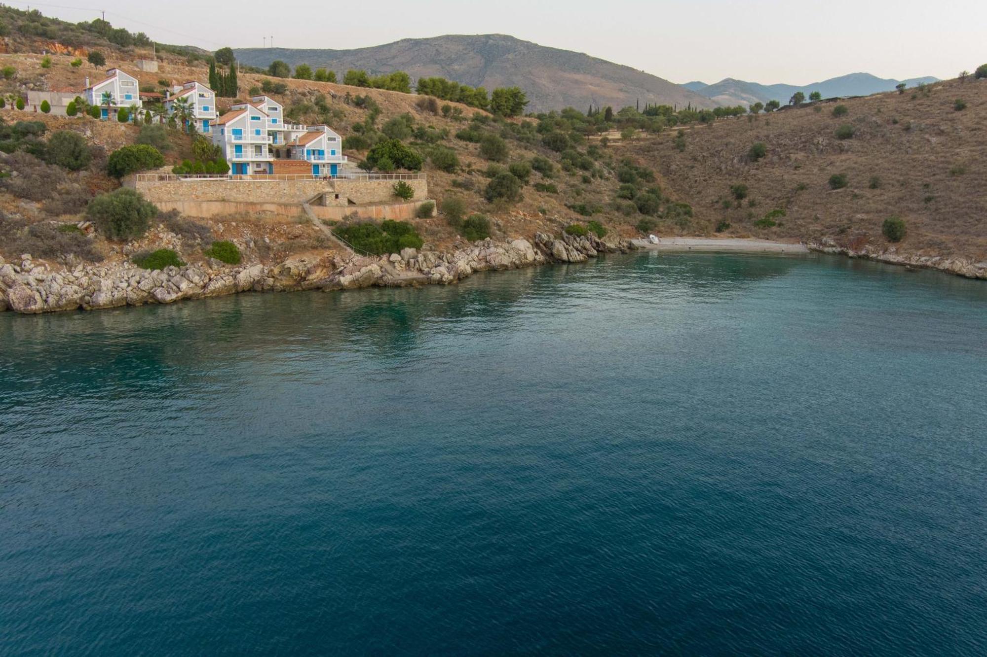 Οι Νυμφεσ Του Γαλαξιδιου Villa Galaxídhion Buitenkant foto